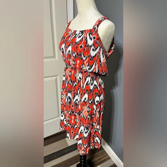 Banana Republic size 8 sleeveless dress with pockets - Picture 2 of 7